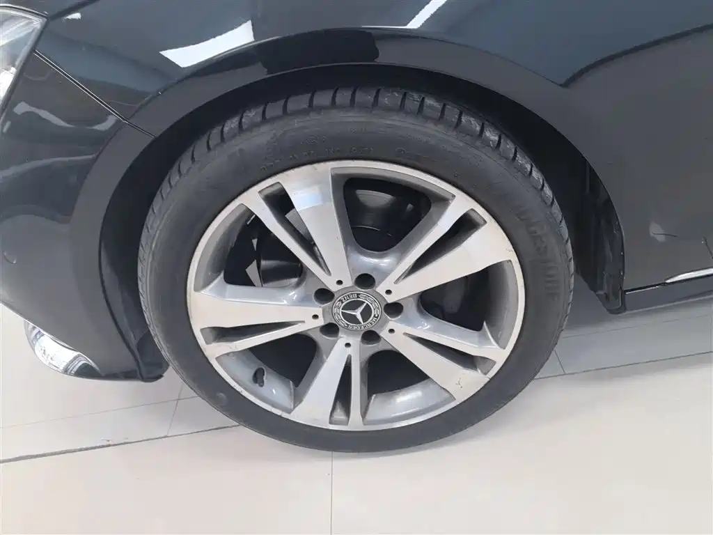 Mercedes-Benz E-Class 2015 E 320 L 4MATIC фото 24