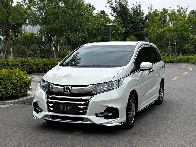 Honda Odyssey 2021 2.0L Sharp Premium Edition
