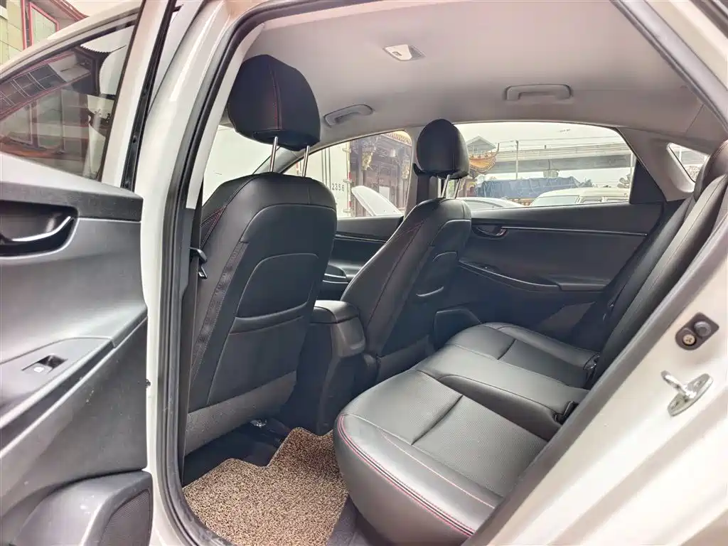 Hyundai Elantra 2020 1.6L Auto GL Pleasing Edition фото 22