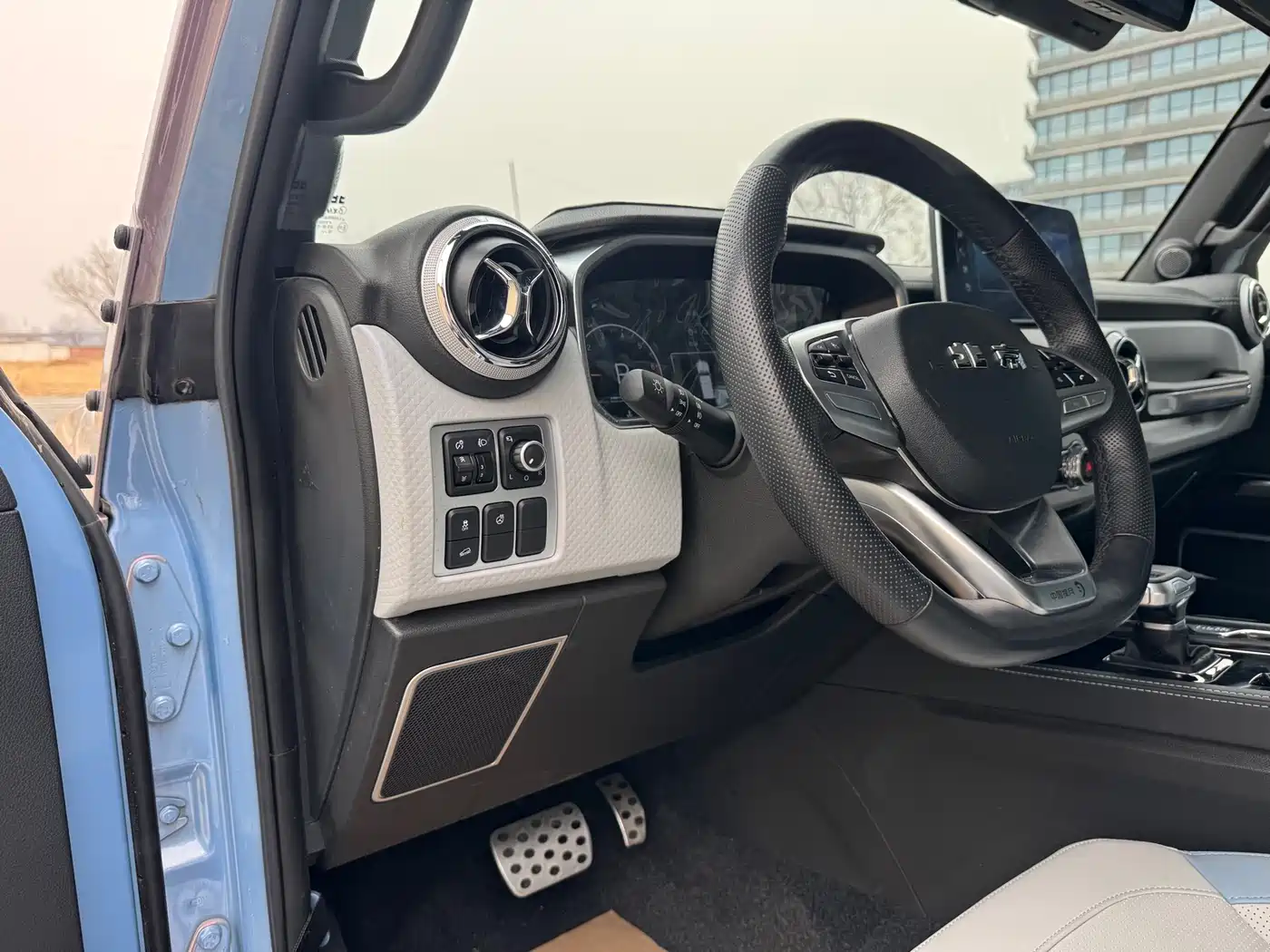 BAIC ORV Beijing Offroad BJ40 2023 2.0T Auto 4WD Urban Hunter Supreme Edition фото 14