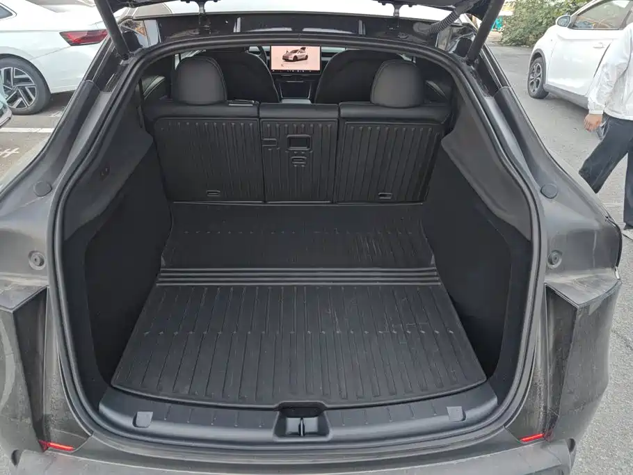 Tesla Model Y 2026 2026 Rear-Wheel Drive