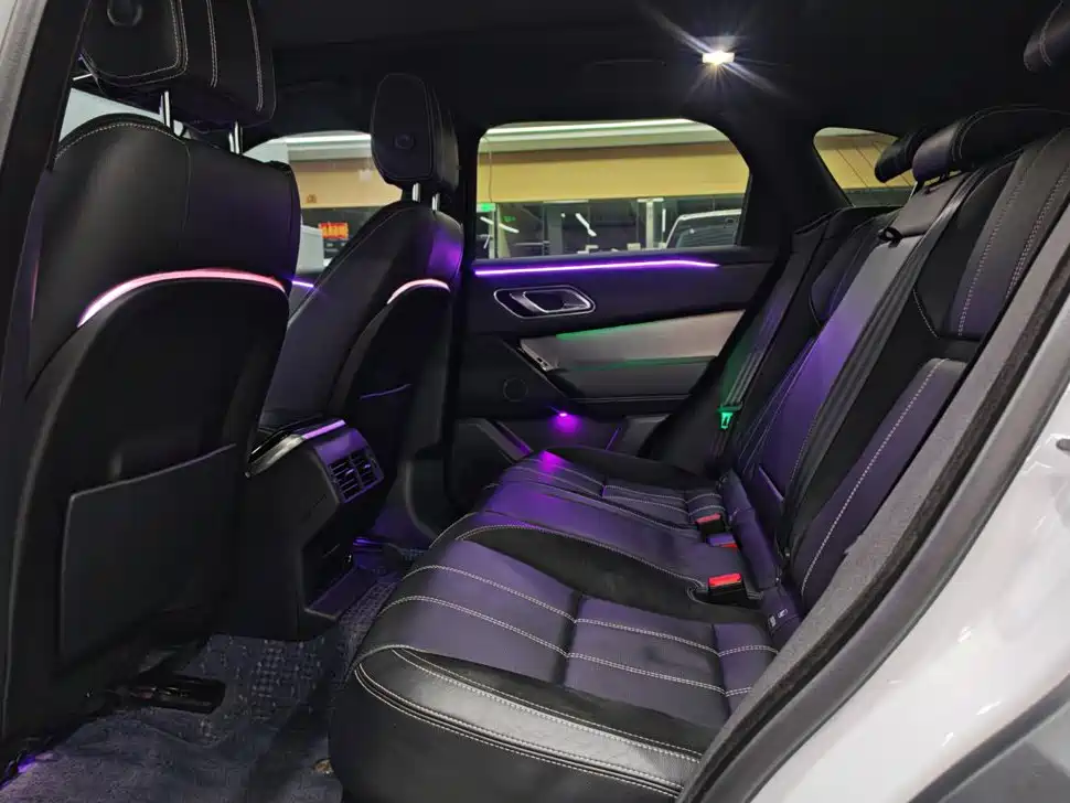 Фото 12 - Land Rover Range Rover Velar