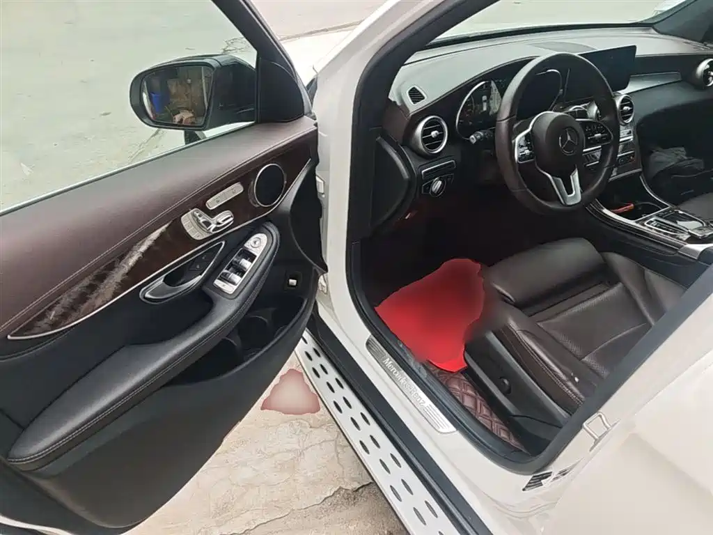 Mercedes-Benz GLC 2020 Facelift GLC 300 L 4MATIC Dynamic фото 16