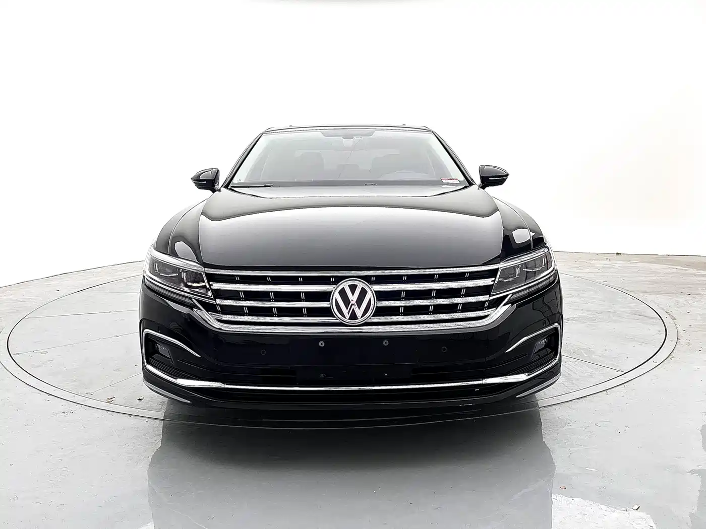 Volkswagen Phideon 2021 380TSI Luxury Edition фото 2