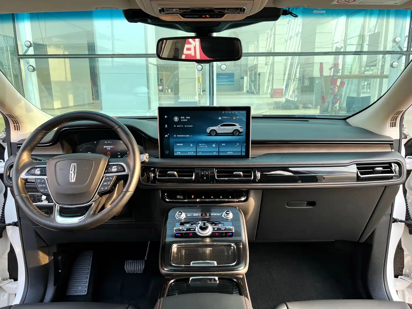 LINCOLN NAVIGATOR