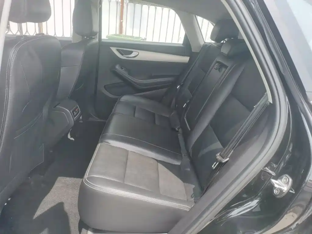 Zotye SR7 2017 2016 1.5T CVT Magic Cube Heart Edition China V