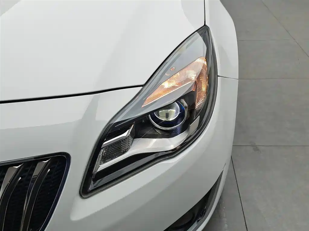 Buick Regal 2014 2.0L Elite Fashion Type фото 7