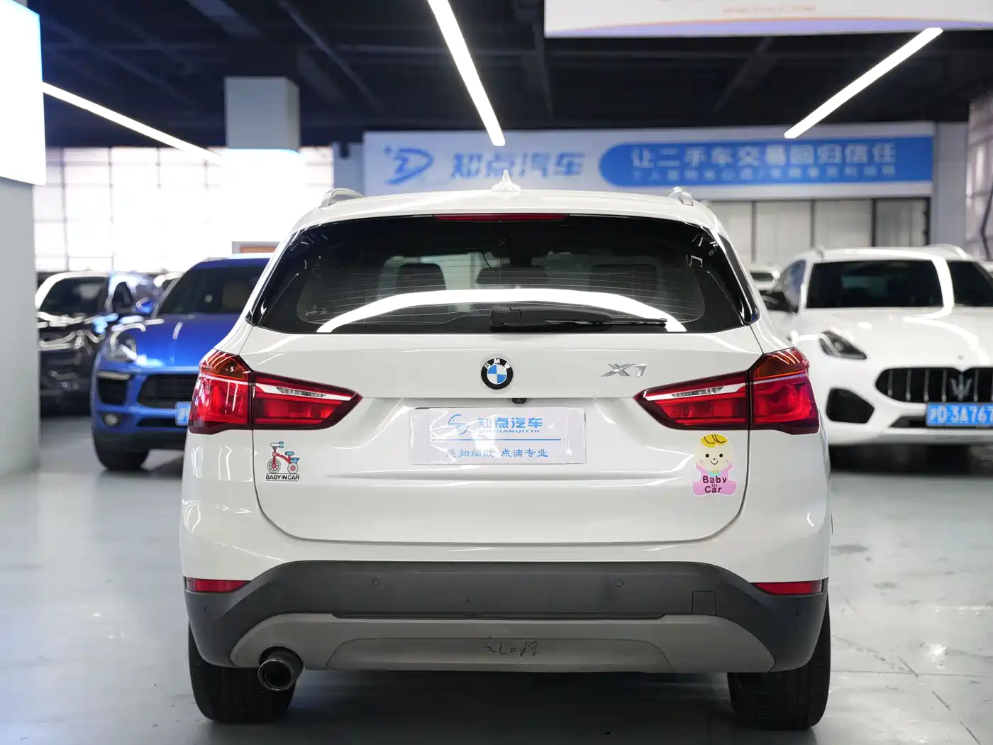 BMW X1 2016 sDrive18Li Premium Model фото 19