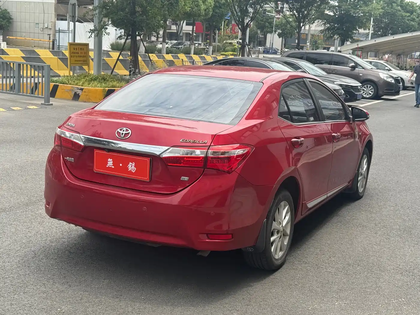 Toyota Corolla 2014 1.6L CVT GL-i Leather Edition фото 7