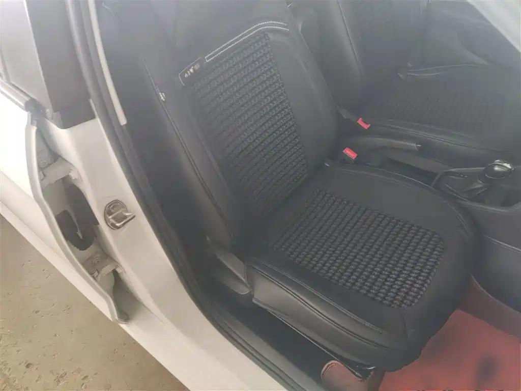 Volkswagen Jetta 2019 Dream Edition 1.5L Auto Fashion фото 25