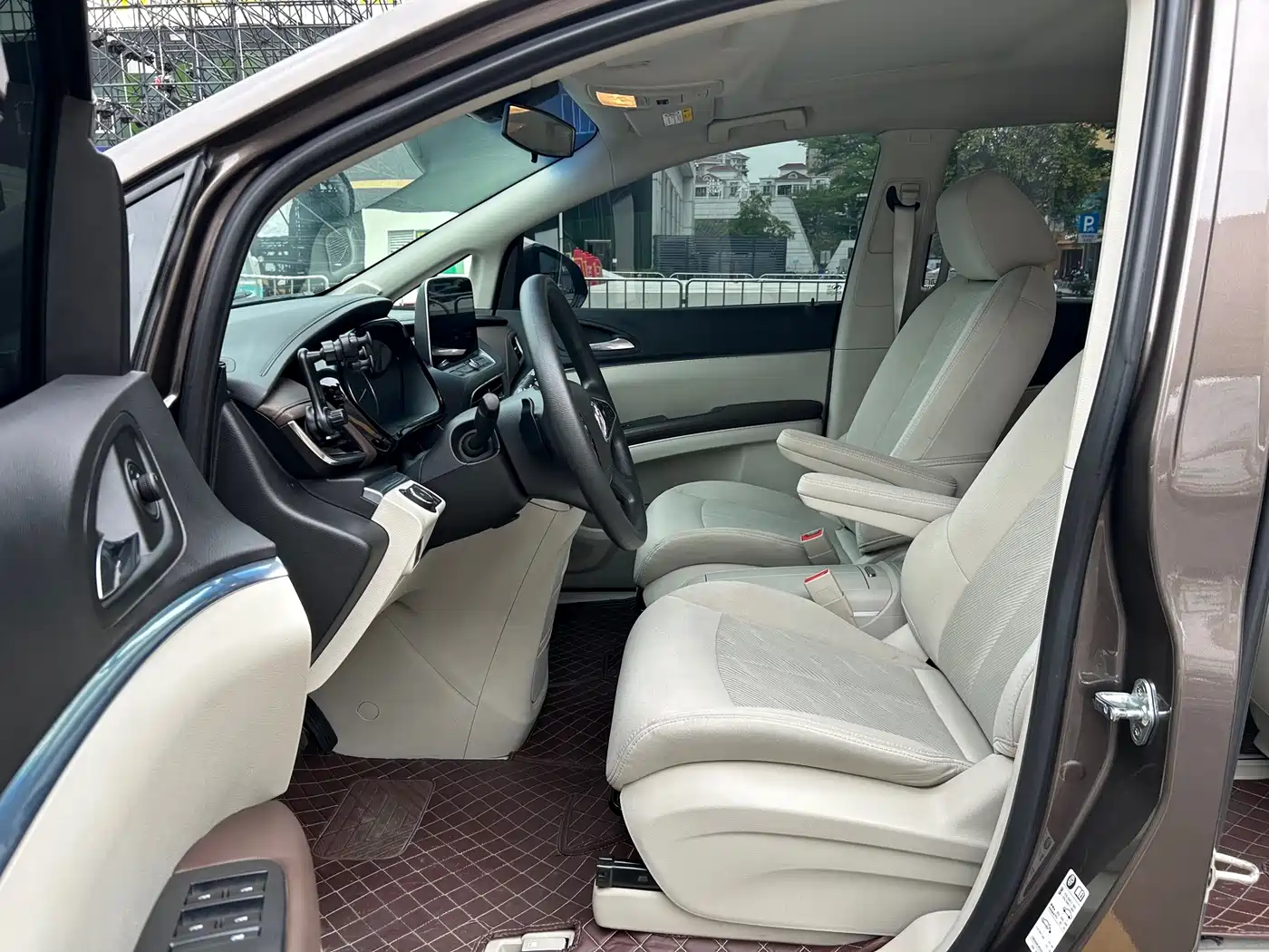 Buick GL8 2023 Model Land Business Class Smart фото 5