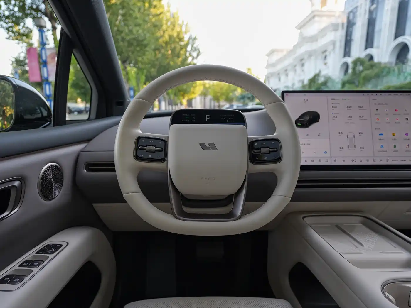 Li Auto i6 2025 2025 4WD Base Model