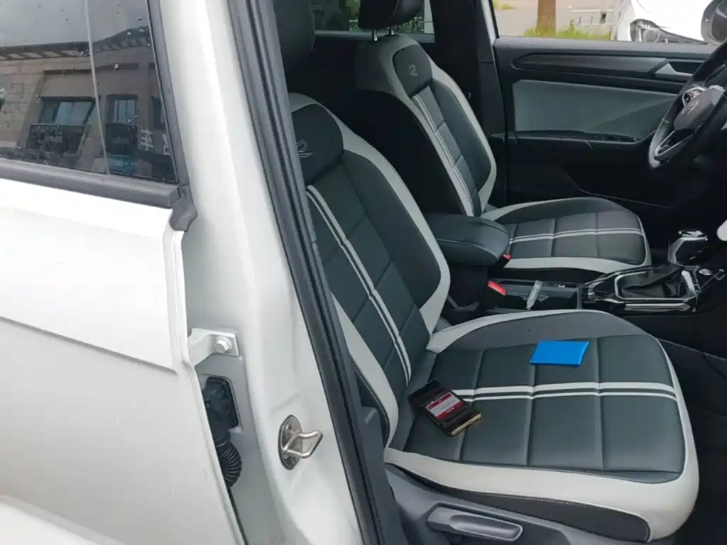 Volkswagen T-Roc, миниатюра 25