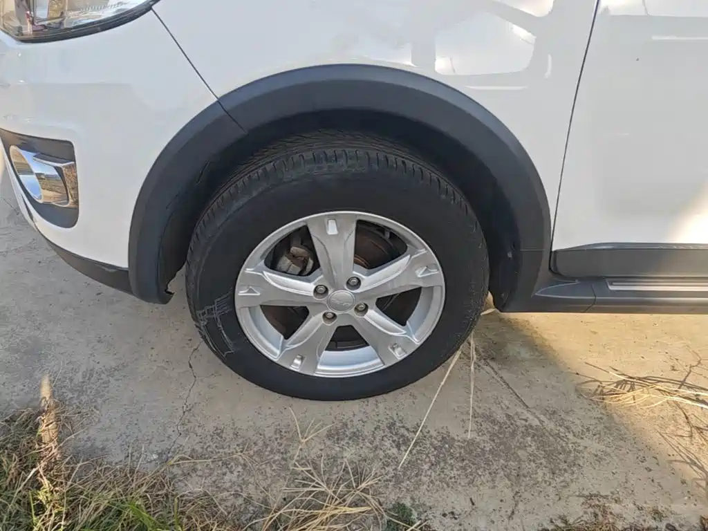 Photo 23 - Haval H1