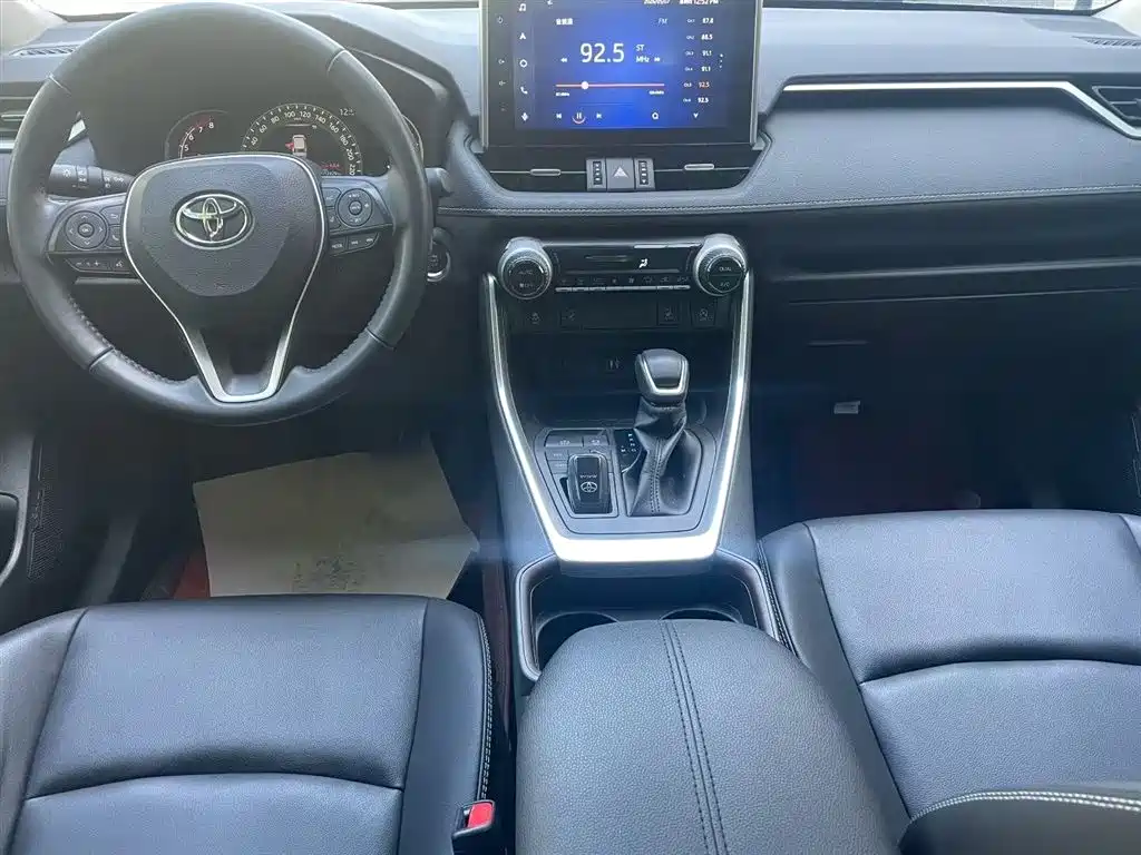 Toyota RAV4 Rongfang 2021 2.0L CVT 4WD Trend PLUS фото 8