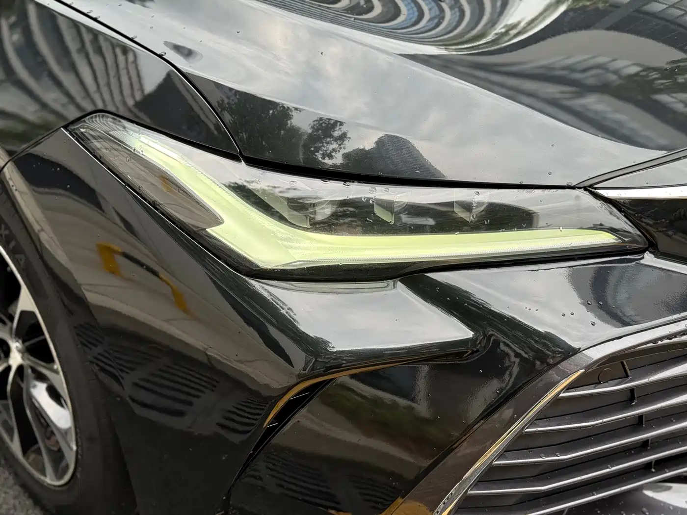 Toyota Avalon 2022 2.5L Touring Premium Edition фото 22