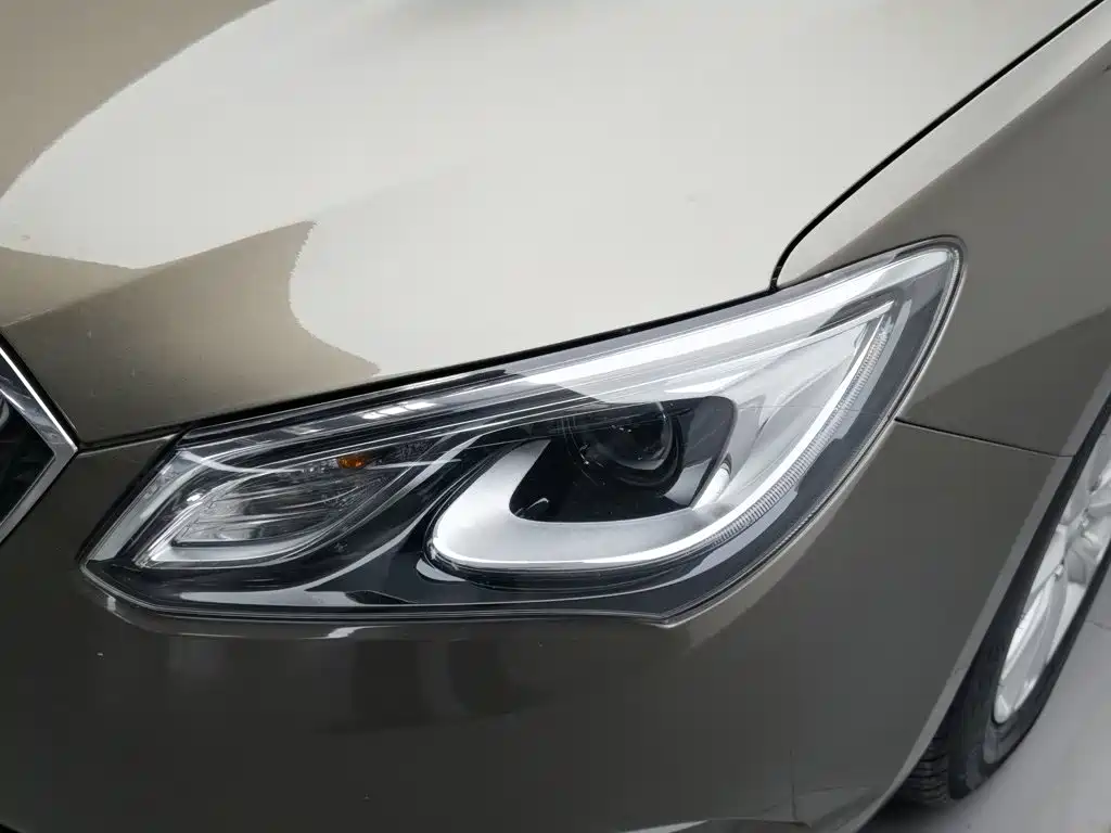 Photo 7 - Buick Excelle