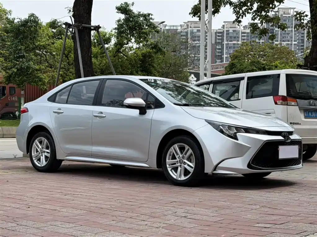 Toyota Levin 2021 185T CVT Luxury Edition фото 23
