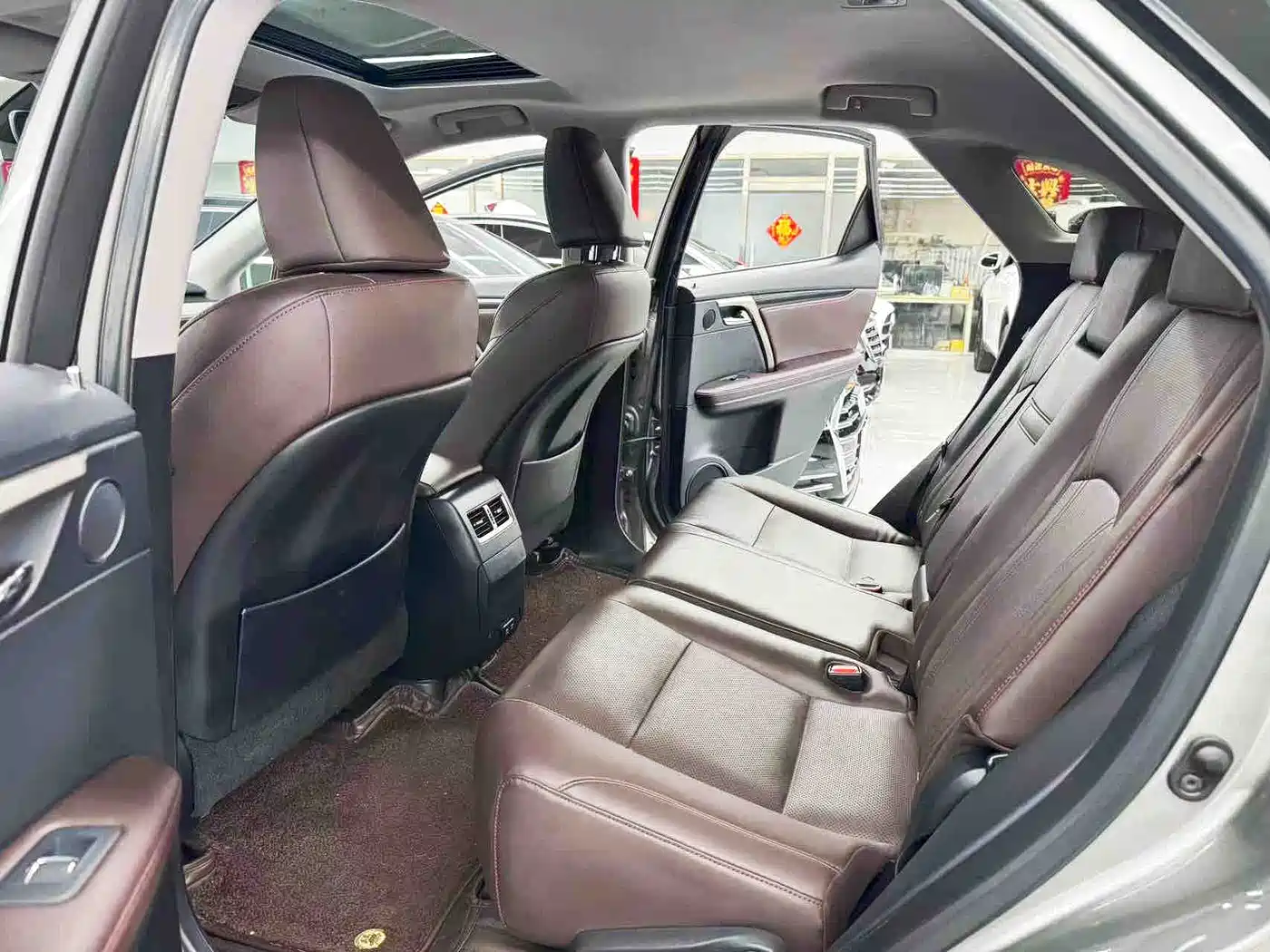 Lexus RX 2020 300 2WD Comfort Edition China VI фото 8