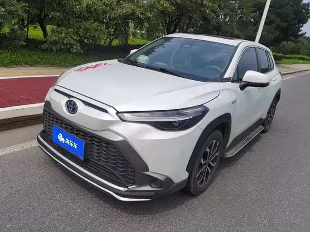 Toyota Frontlander 2024