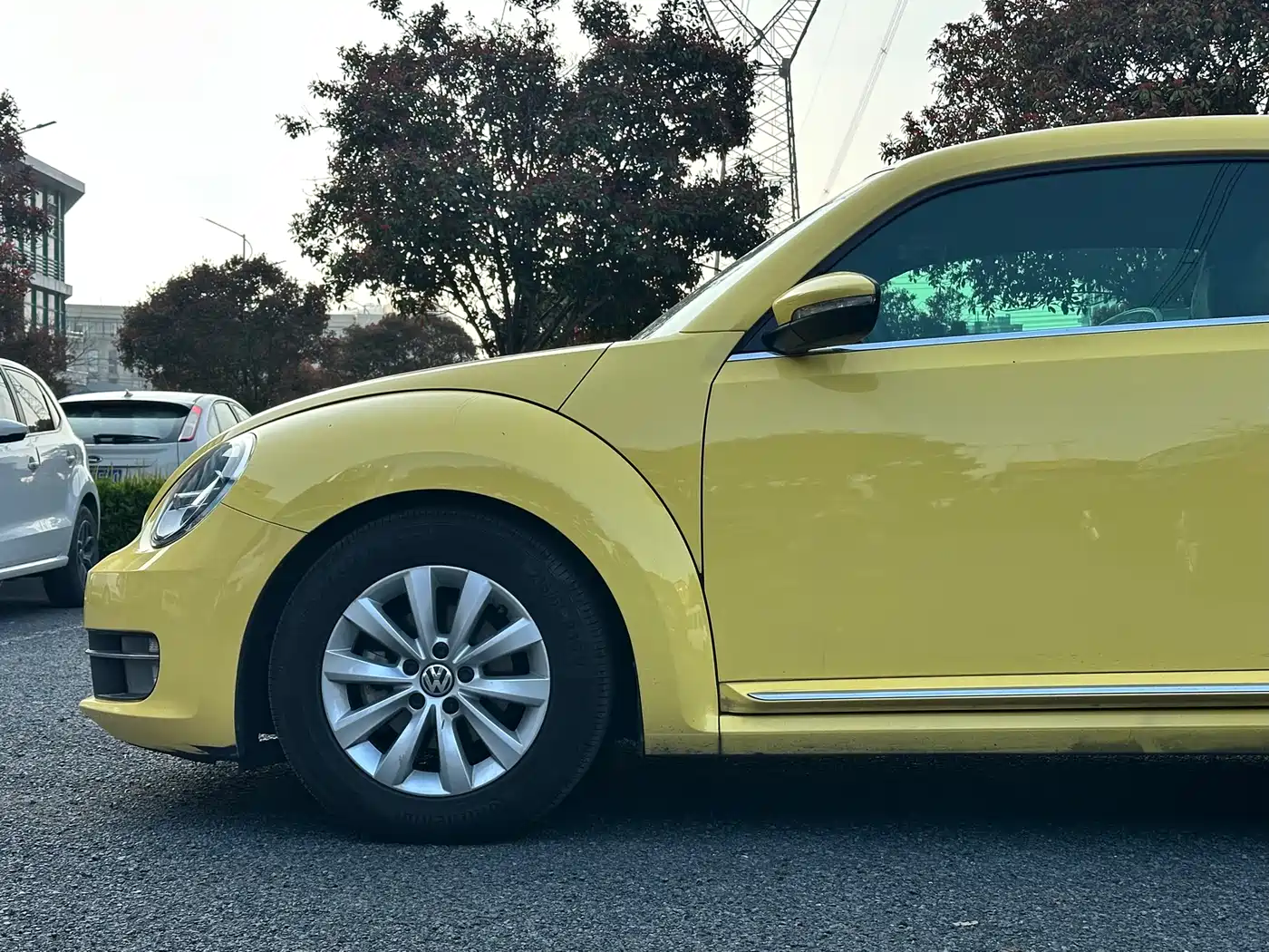 Volkswagen Beetle 2013 1.2TSI Fashion фото 5