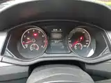 Photo 4 - Volkswagen Passat