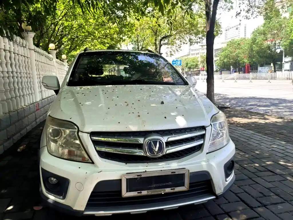 Changan CX20 2016 2014 1.4L Manual Sunroof Navigation Edition China V