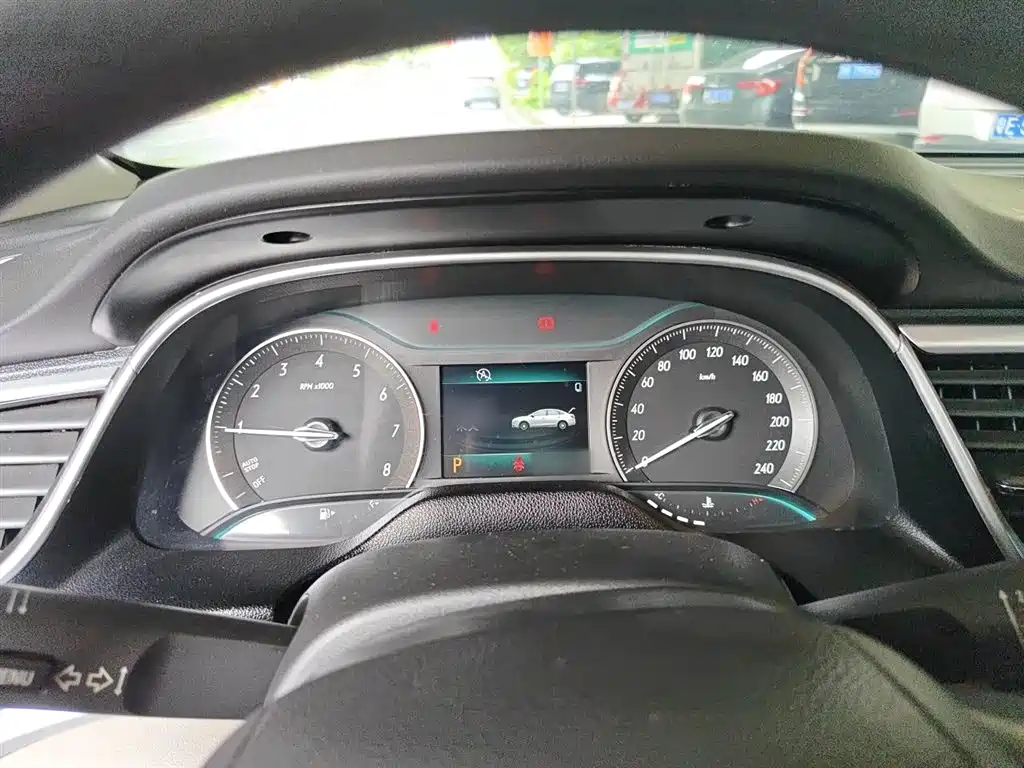 Buick Excelle 2015 18T Dual-Clutch Elite фото 4