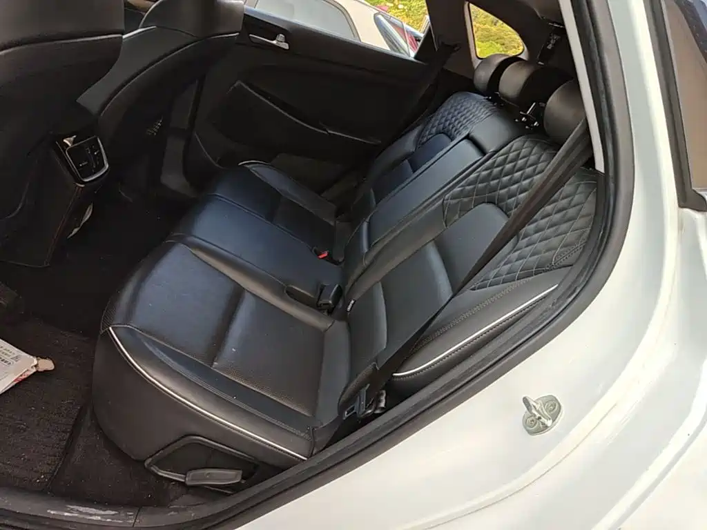Фото 17 - Hyundai Tucson