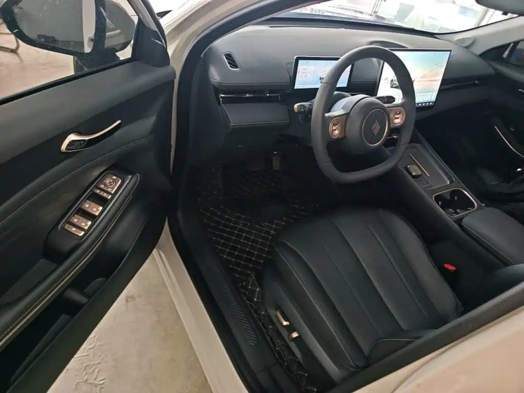 Baojun Yunhai 2025 2026 Model 600km Pure Electric Standard