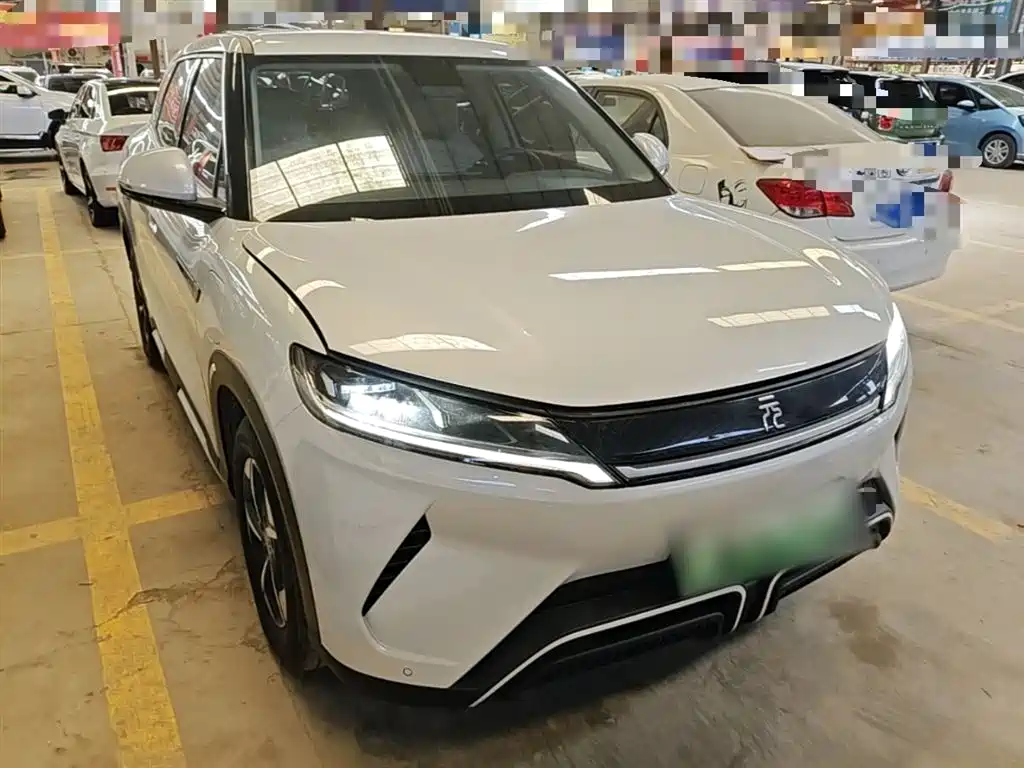 BYD Yuan UP 2024 401KM Leading Edition фото 4