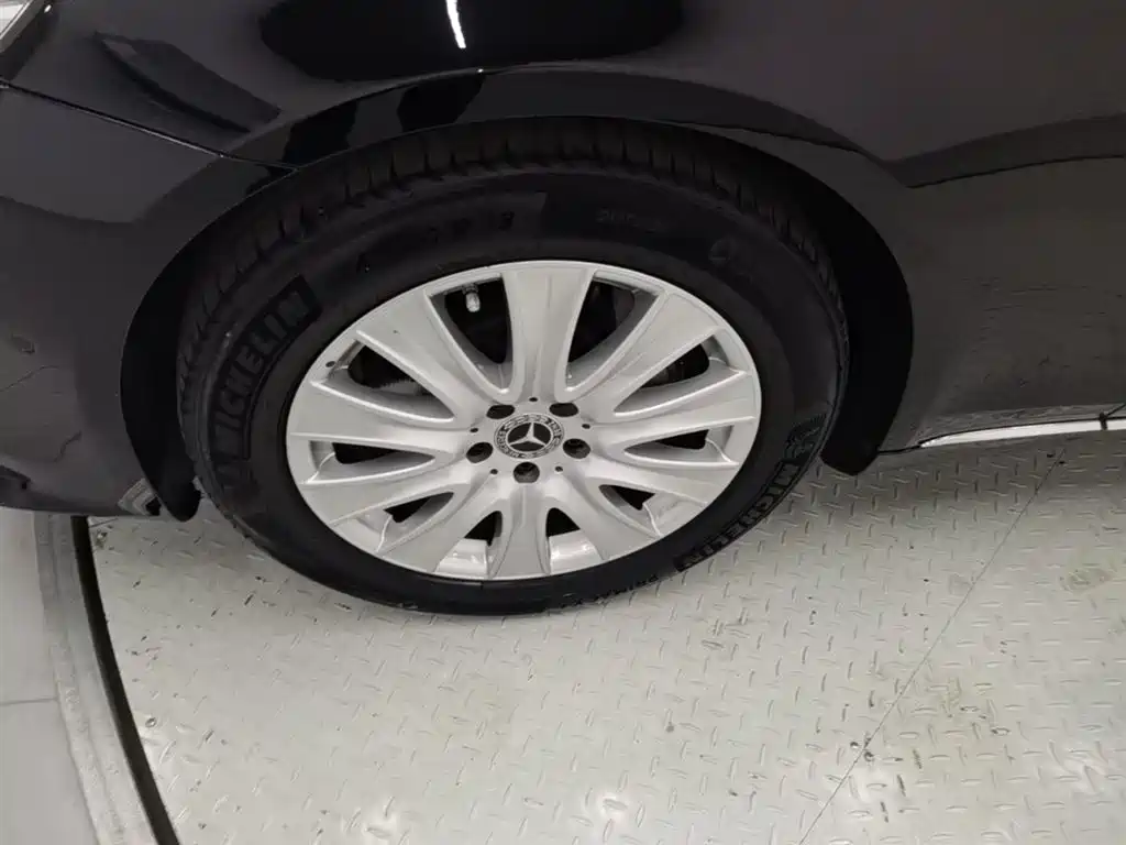 Mercedes-Benz S-Class 2018 S 320 L фото 23
