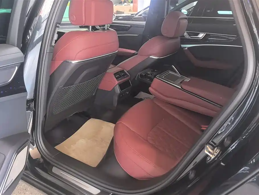 Audi A6L 2024 45 TFSI Premium Dynamic фото 11