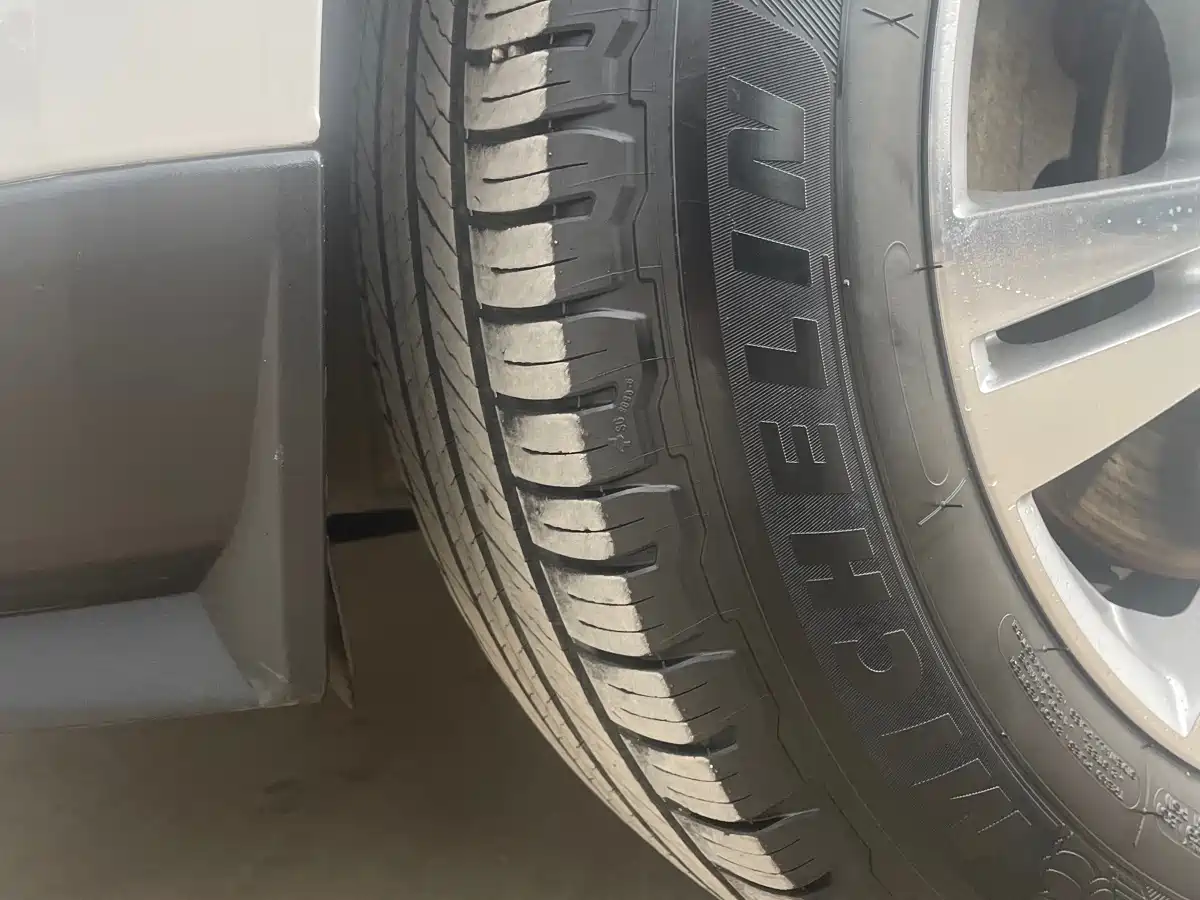 Cadillac SRX 2013 3.0L Luxury фото 8