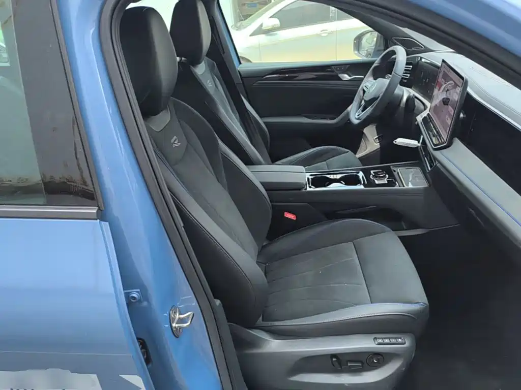 Volkswagen Tiguan L 2025 2026 PRO 380TSI 4WD R-Line Smart Premium Edition