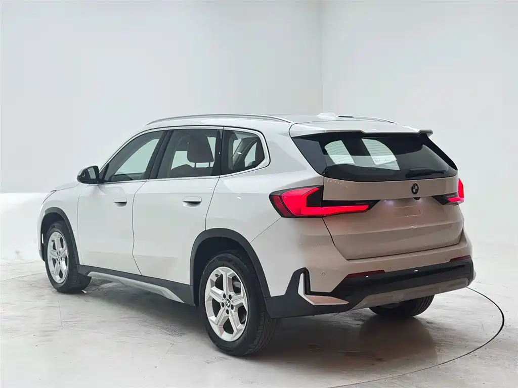BMW X1 2023 sDrive20Li X Design Package фото 4
