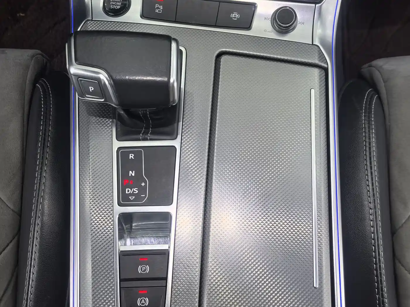 Audi A6L 2022 40 TFSI Luxury Dynamic фото 15