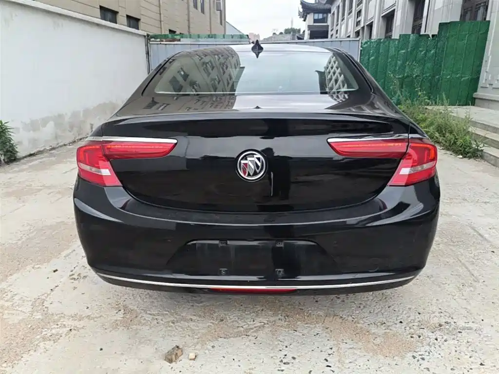 Buick LaCrosse 2018 Model 20T Elite Edition фото 6
