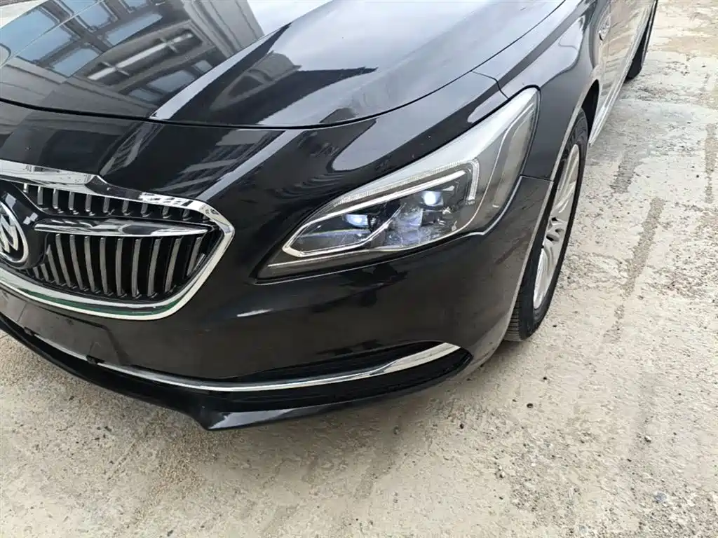 Buick LaCrosse 2018 Model 20T Elite Edition фото 24