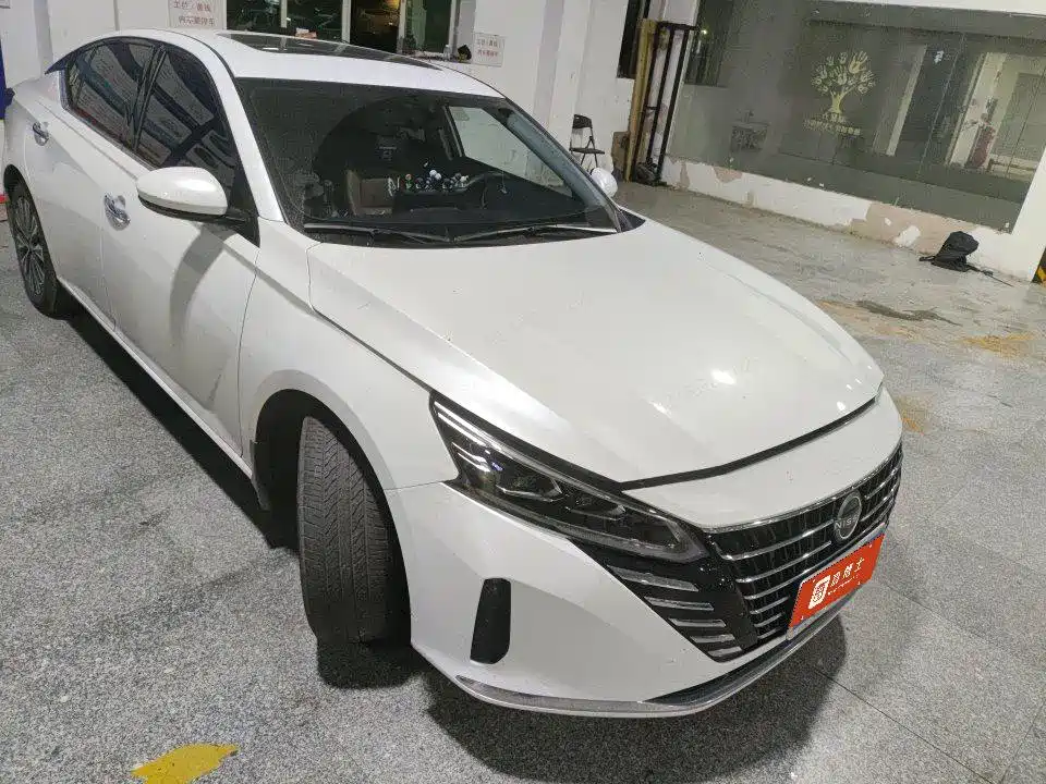 NISSAN TEANA