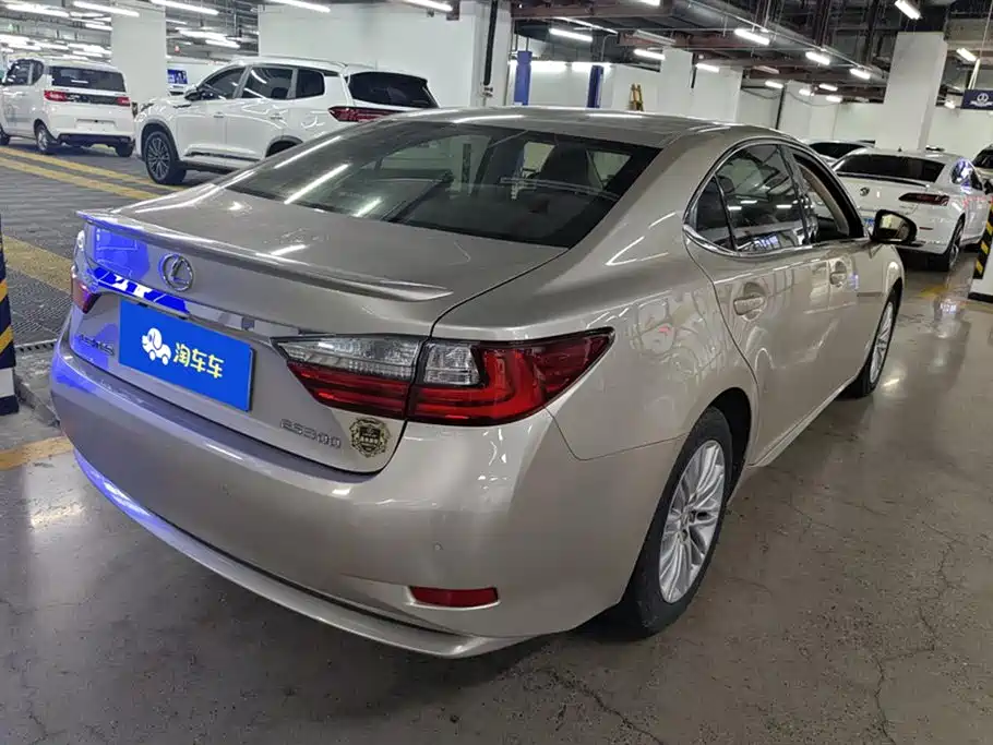 Lexus ES 2015 200 Elite Edition фото 3