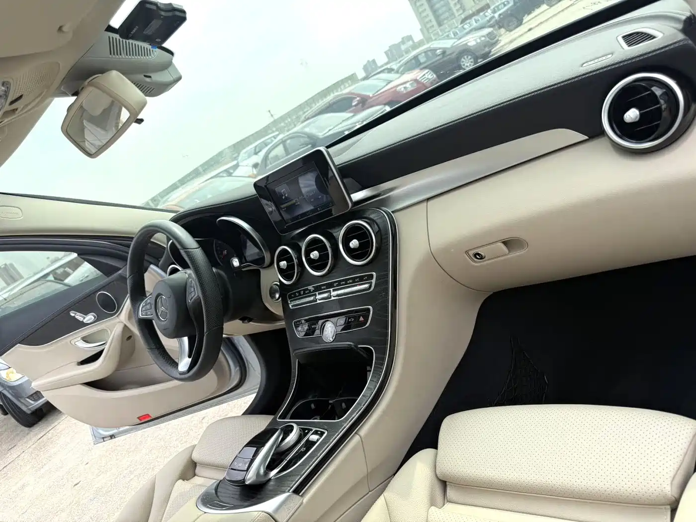 Mercedes-Benz C-Class 2016 2015 Facelift C 180 L Sport