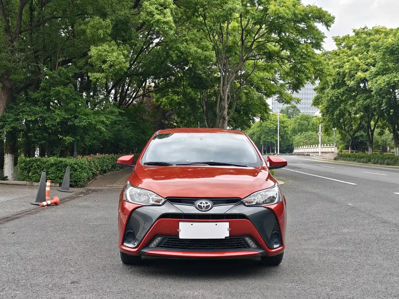 Toyota YARiS L Zhi Xuan 2019 1.5E CVT MeiDong Edition China VI фото 2