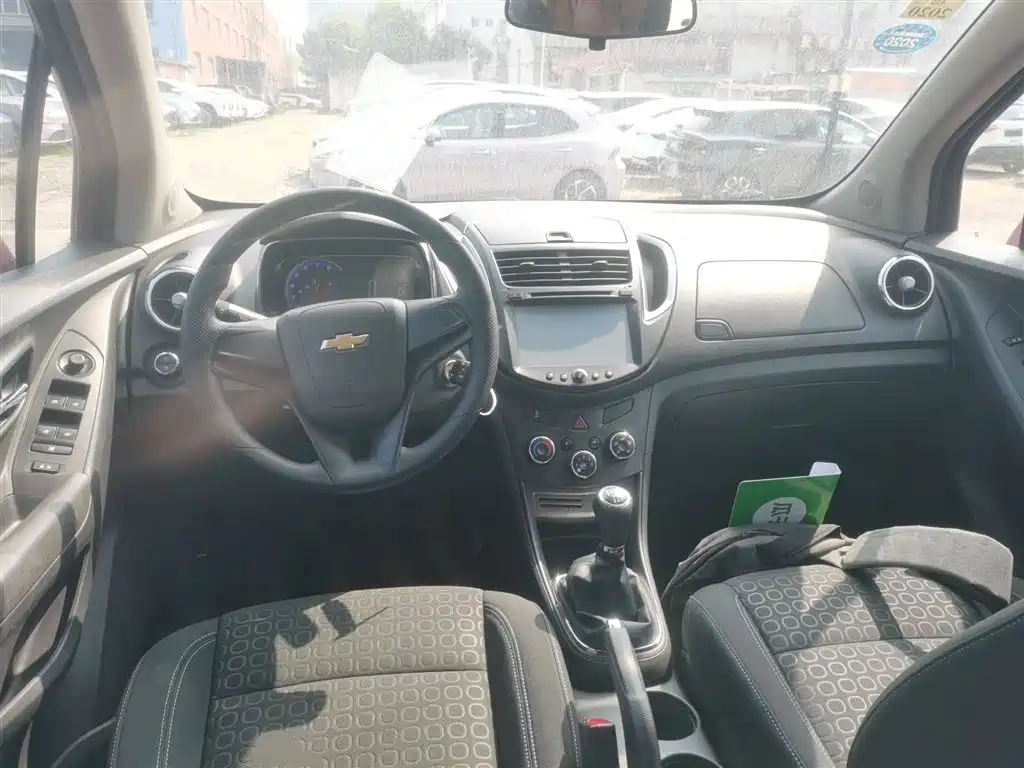 Chevrolet Trax 2014 1.4T Manual 2WD Comfort фото 6