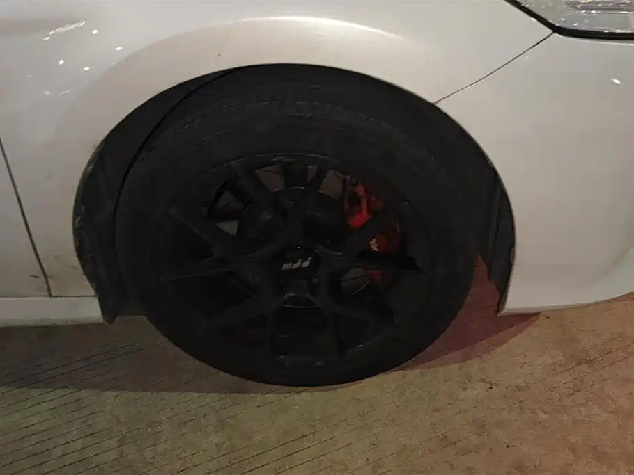 Toyota Camry 2018 2.5G Luxury Edition фото 6
