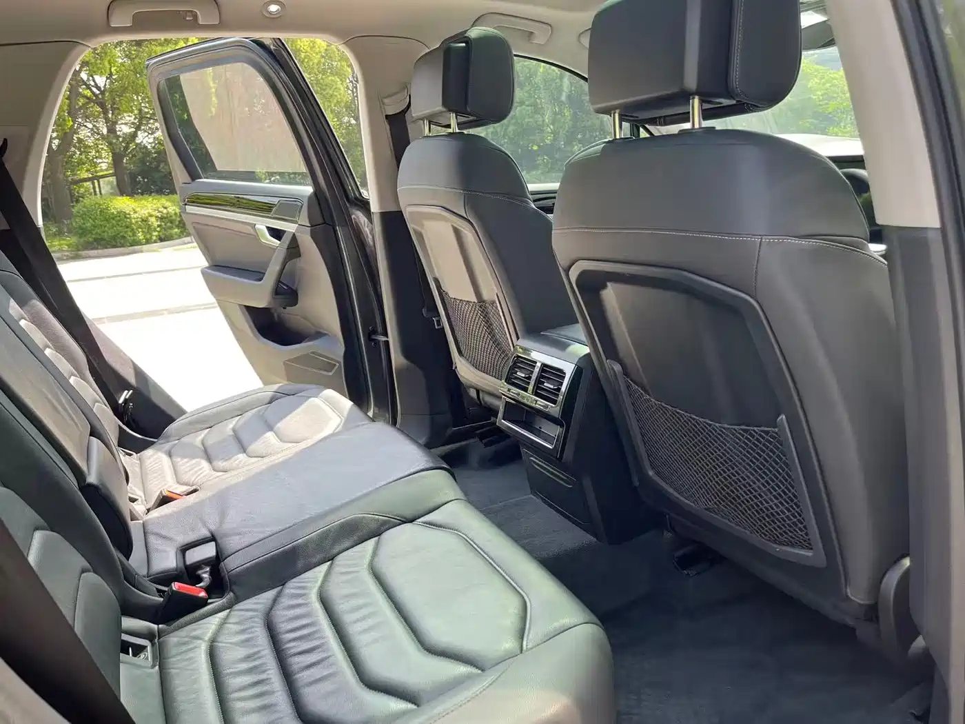 Volkswagen Touareg 2021 2.0TSI R-Line фото 15