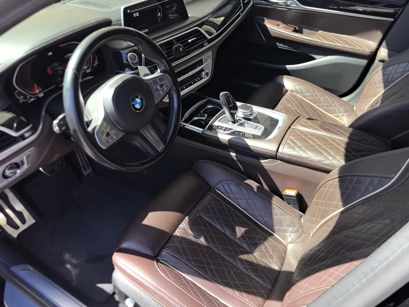 BMW 7 Series 2021 Model 740Li Leading M Sport Package фото 7