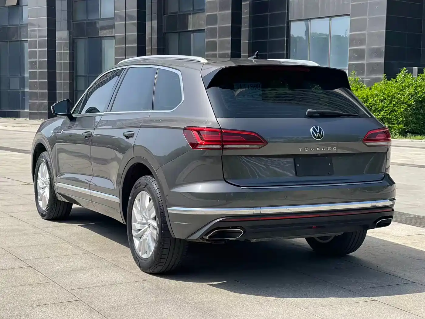 Volkswagen Touareg 2021 2.0TSI R-Line фото 6