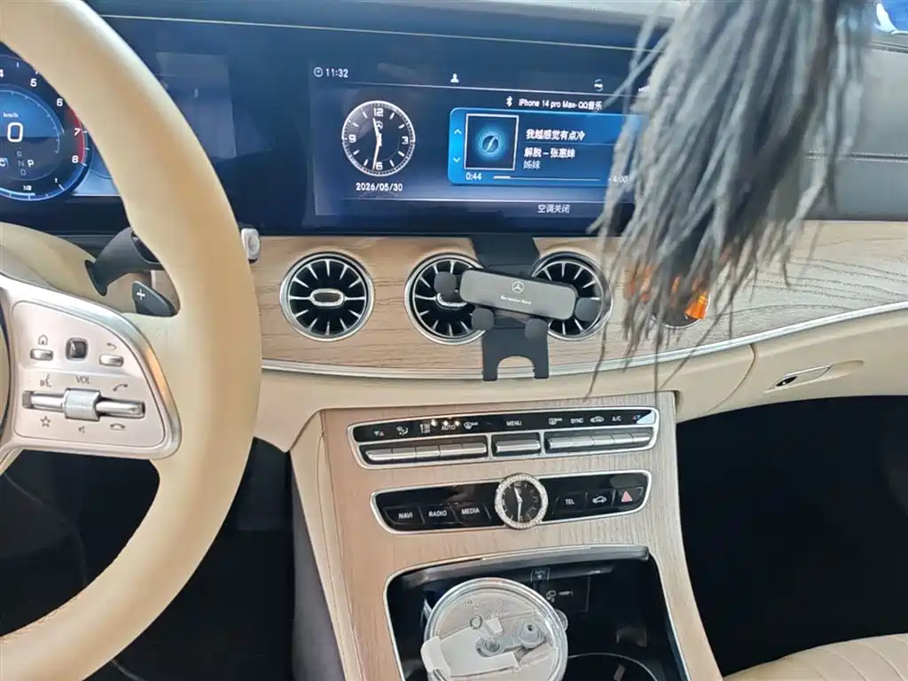 Mercedes-Benz CLS 2018 CLS 300 Dynamic фото 13