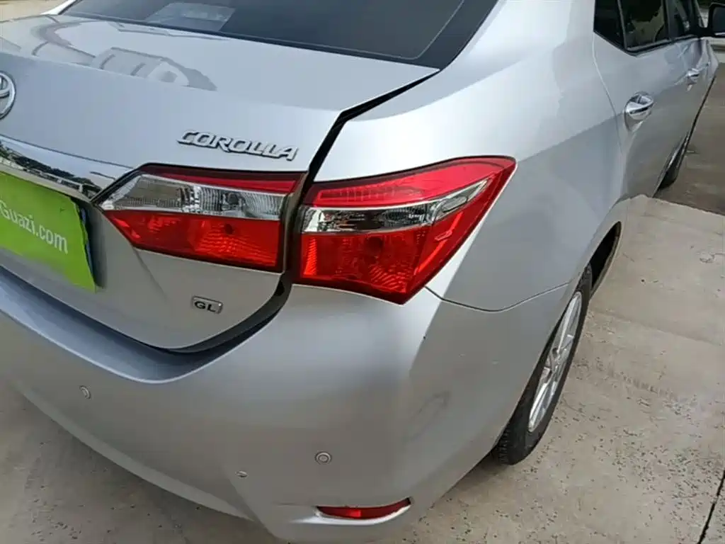 Toyota Corolla 2017 Facelift 1.6L S-CVT GL фото 8
